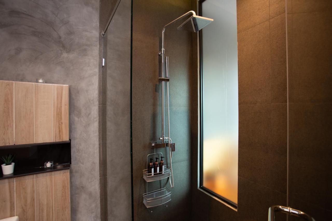 Cozy Design Studio Near Nai Harn Beach エクステリア 写真